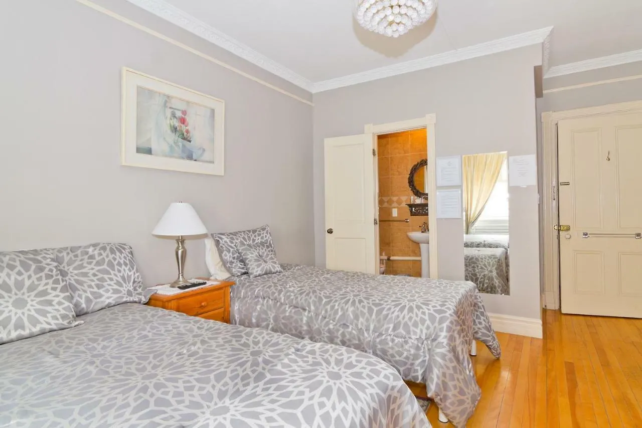B&B Saint Louis Quebeque Alojamento de Acomodação e Pequeno-almoço